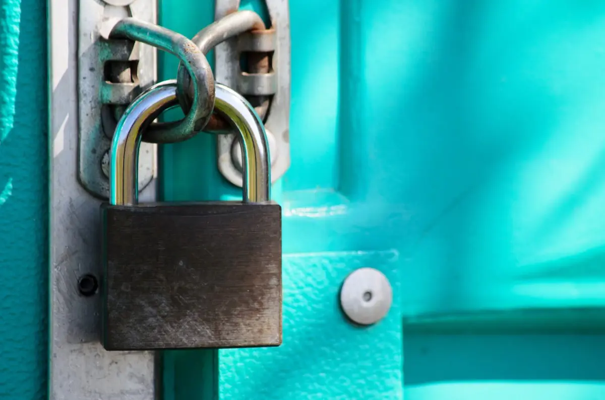 Bezárt étterem is kapott támogatást a Kisfaludy-pénzekből (frissítve!)