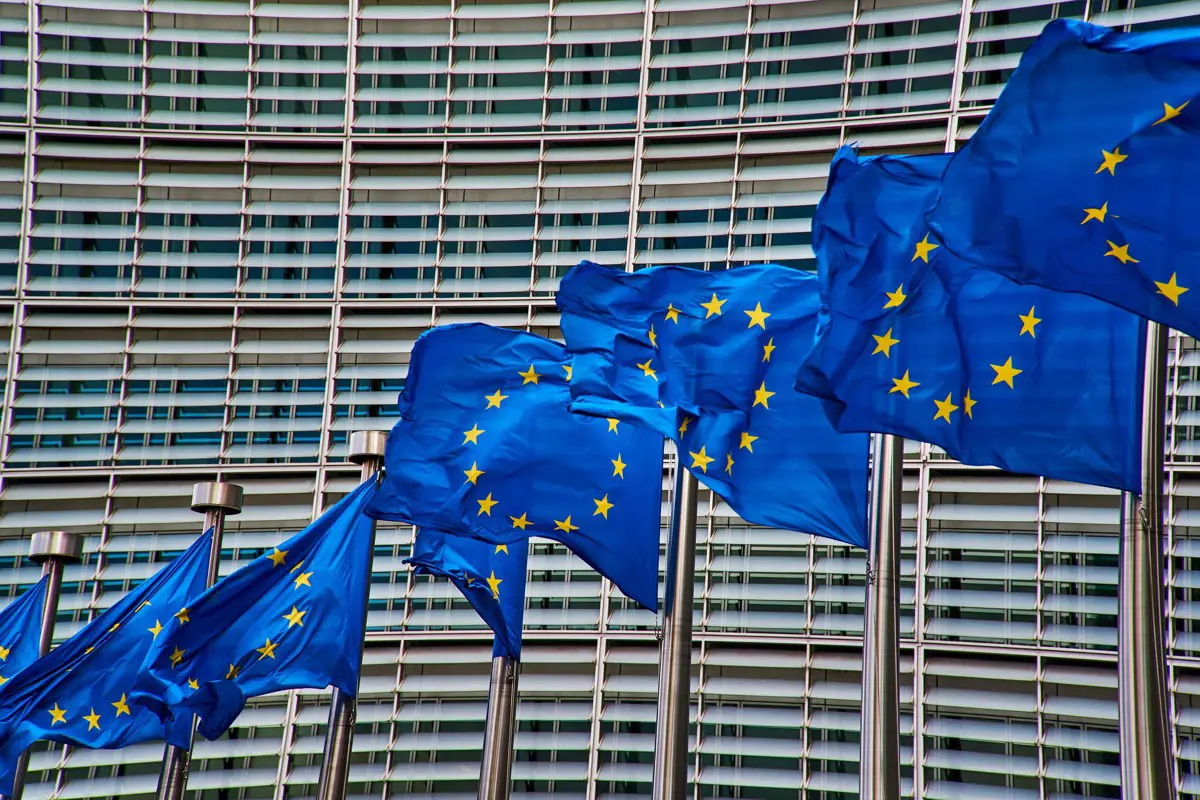 Elfogadta az európai minimálbérről szóló jogszabályt az EP szakbizottsága