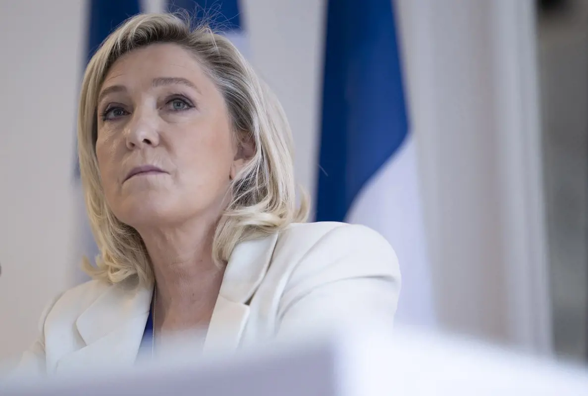 Megválasztották Le Pen utódját a francia Nemzeti Tömörülés elnöki posztjára