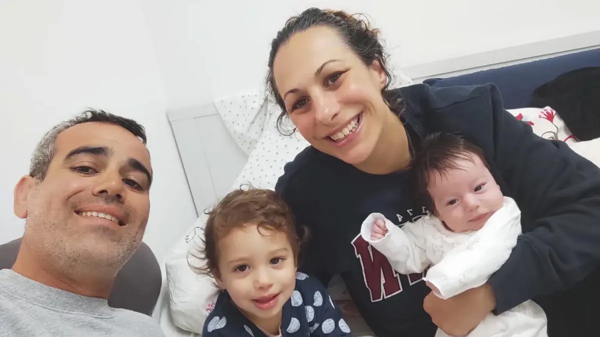 Kiszabadult a magyar–izraeli túsz, aki 738 napot töltött a Hamász földi poklában