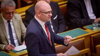 Z. Kárpát Dániel a kormánynak devizaügyben: „Önök a profitérdek feltétlen támogatását választották”