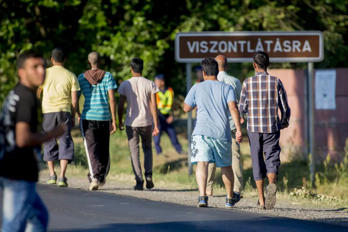 Már csak 4 millió forintba kerül egy menekült megállítása a magyar határon