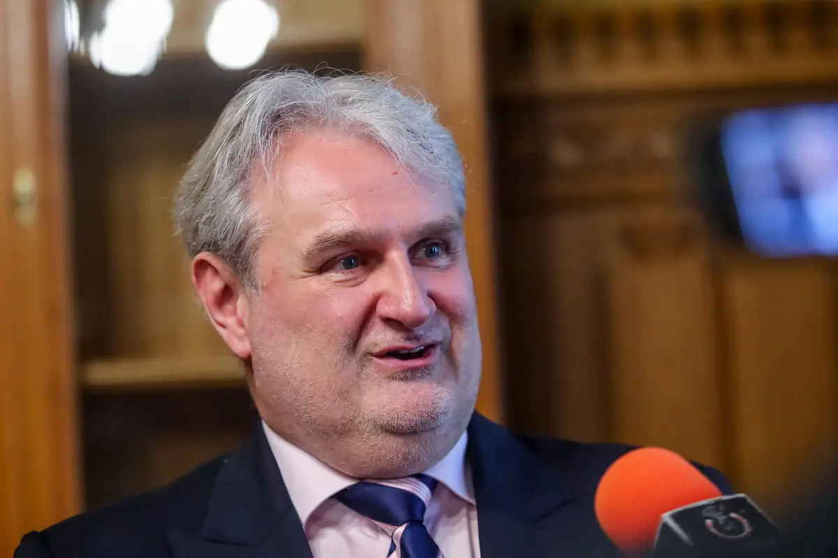 Marczingós László vitára hívta Magyar Pétert a devizahitelek kérdésében