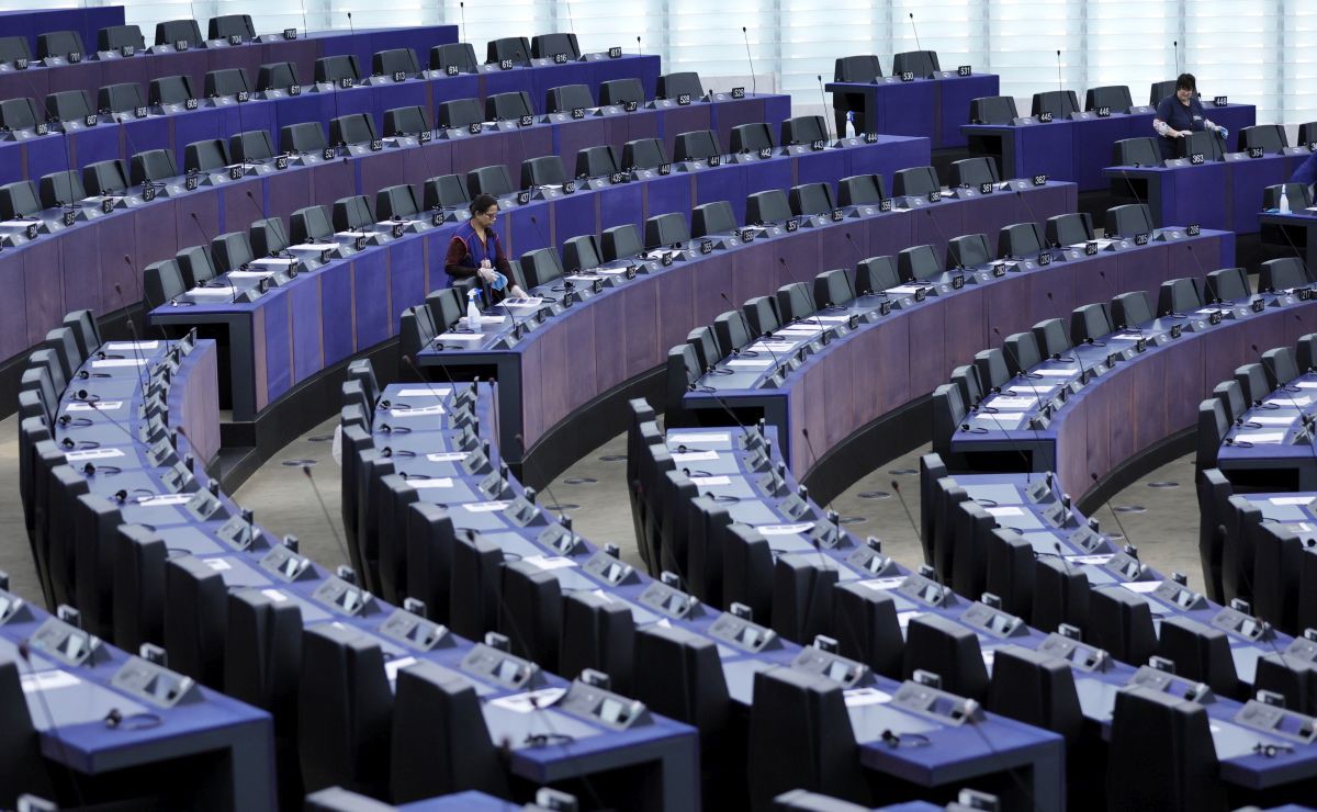 A magyar pénzek miatt indít pert az Európai Parlament az Európai Bizottság ellen