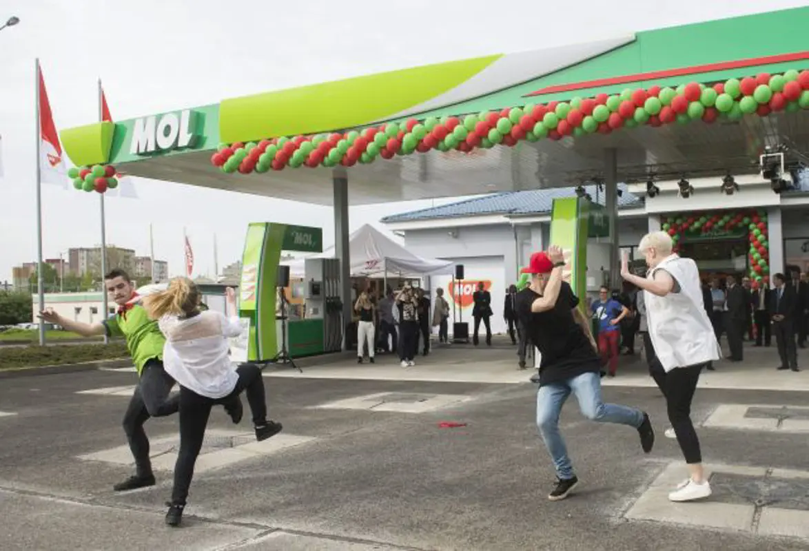 Szerdán is kapnak egy jó hírt az autósok