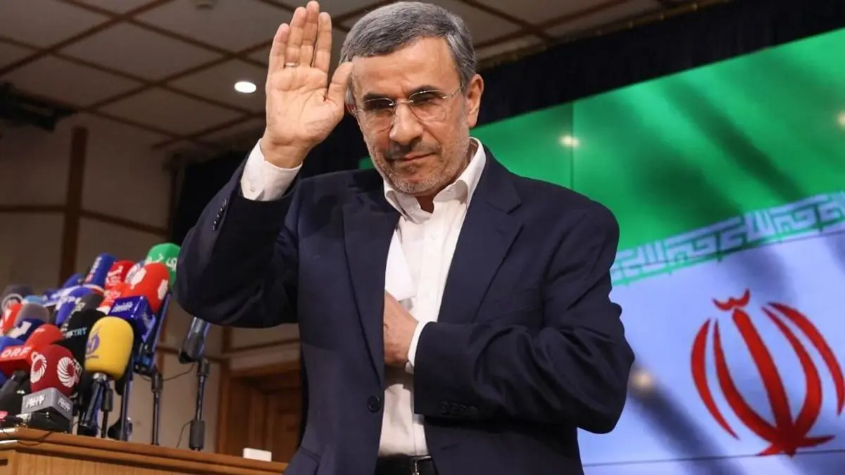 Mahmúd Ahmadinezsád volt iráni elnököt is halálos támadás érte