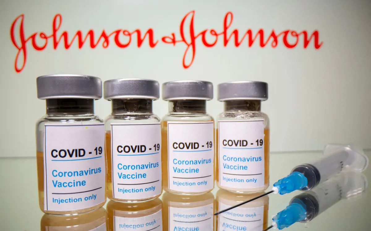 Csak nagyon ritka esetekben van összefüggés a Johnson&Johnson vakcinái és a vérrögképződés között