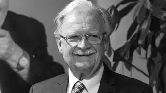 Elhunyt Balázs Péter