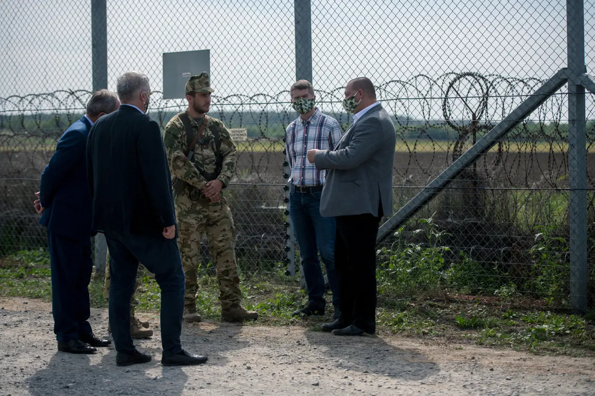 Németh Szilárd: a déli határzár betonbiztosan őrzi Magyarország és Európa határait