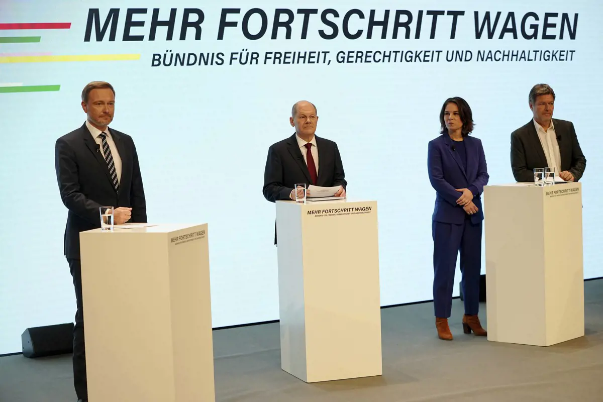 Ismertette a koalíciós szerződés részleteit az új német szociáldemokrata-zöld-liberális kormány