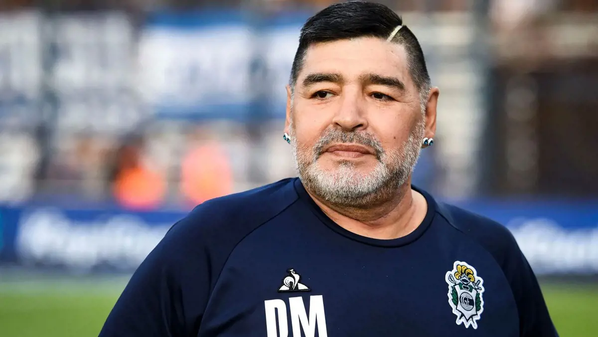 A világ Maradona halálának másnapján...