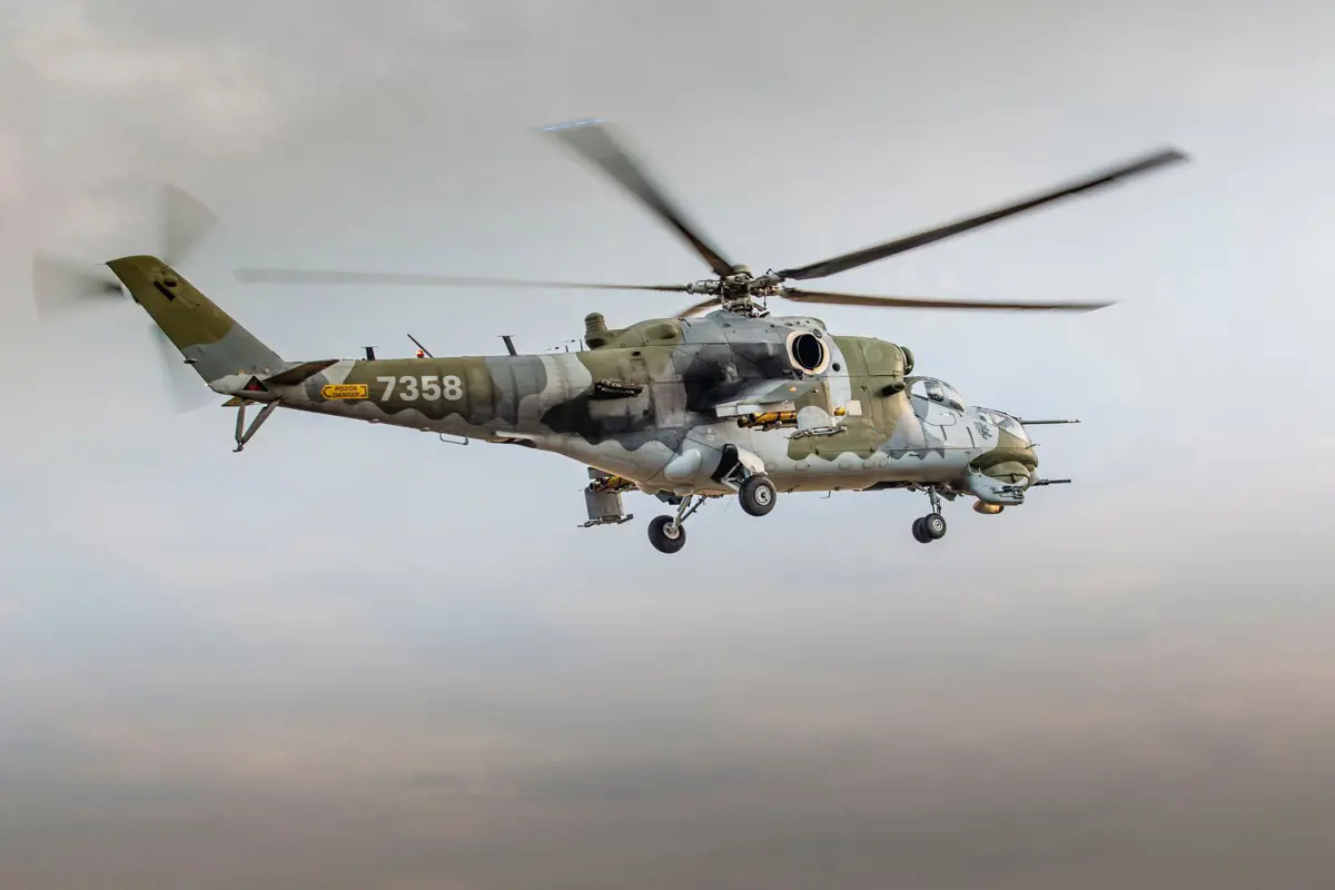 Nyolc katonai helikopterrel hálálja meg az USA a cseheknek, hogy segítettek Ukrajnának