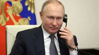 Kétszer is csengett Putyin telefonja