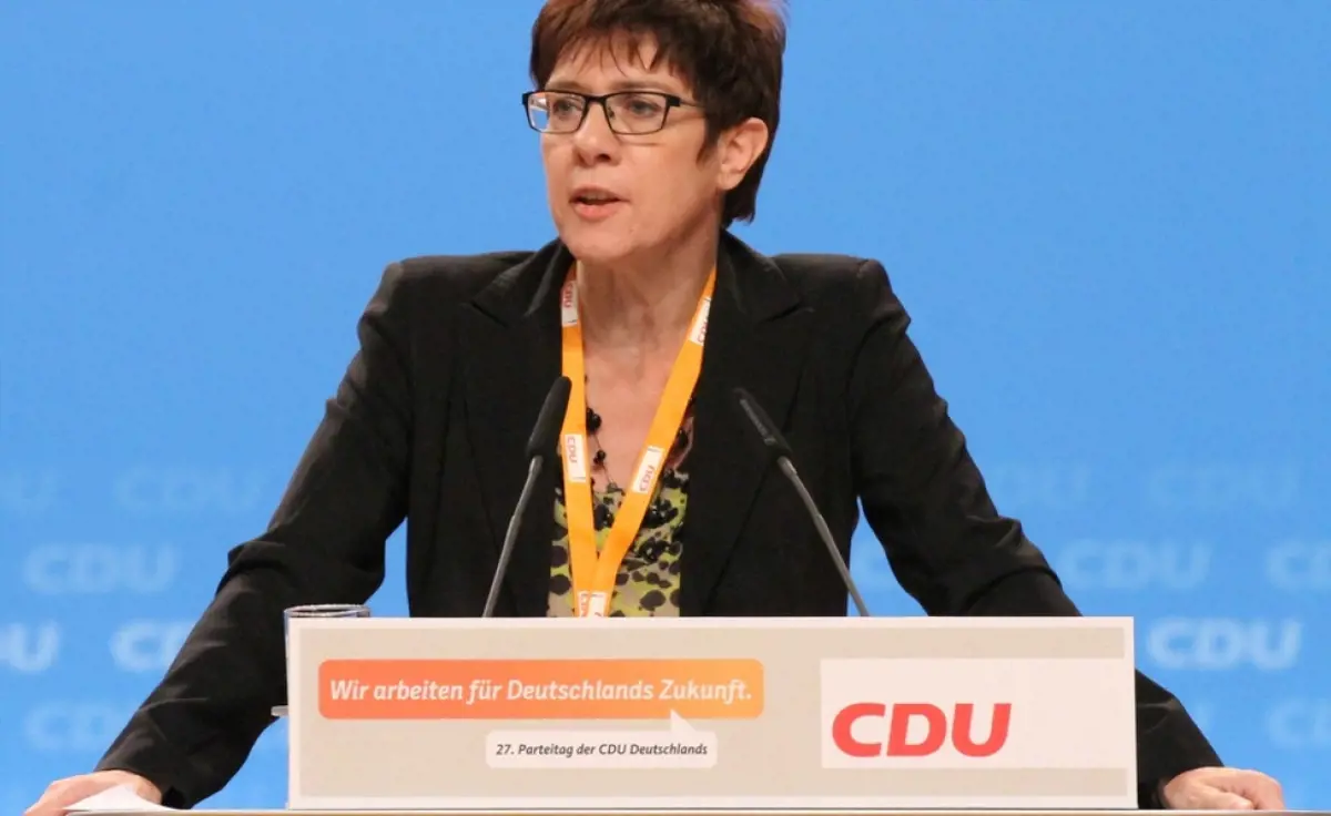 Német CDU-elnök: bebizonyosodott, hogy a radikális jobboldali erők bagóért is feláldoznák országuk érdekeit