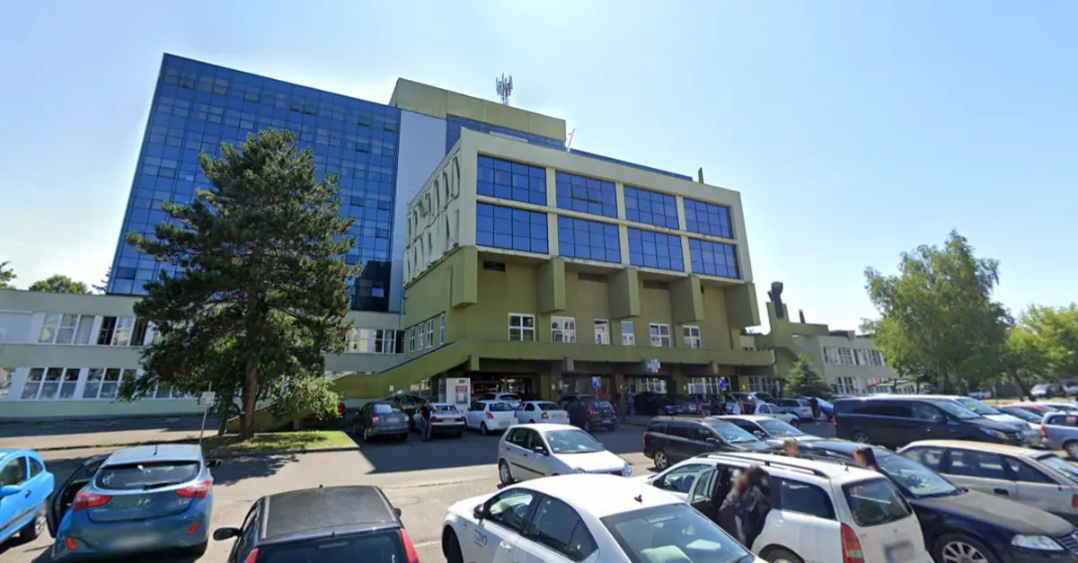 Egyik pillanatról a másikra, magyarázat nélkül megszűnt a kazincbarcikai kórház gyermekellátása