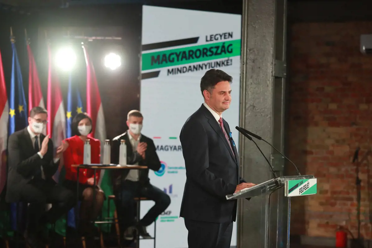 Márki-Zay Péter: Orbán Viktor bizonyította, hogy nem ismer értéket, csak érdeket