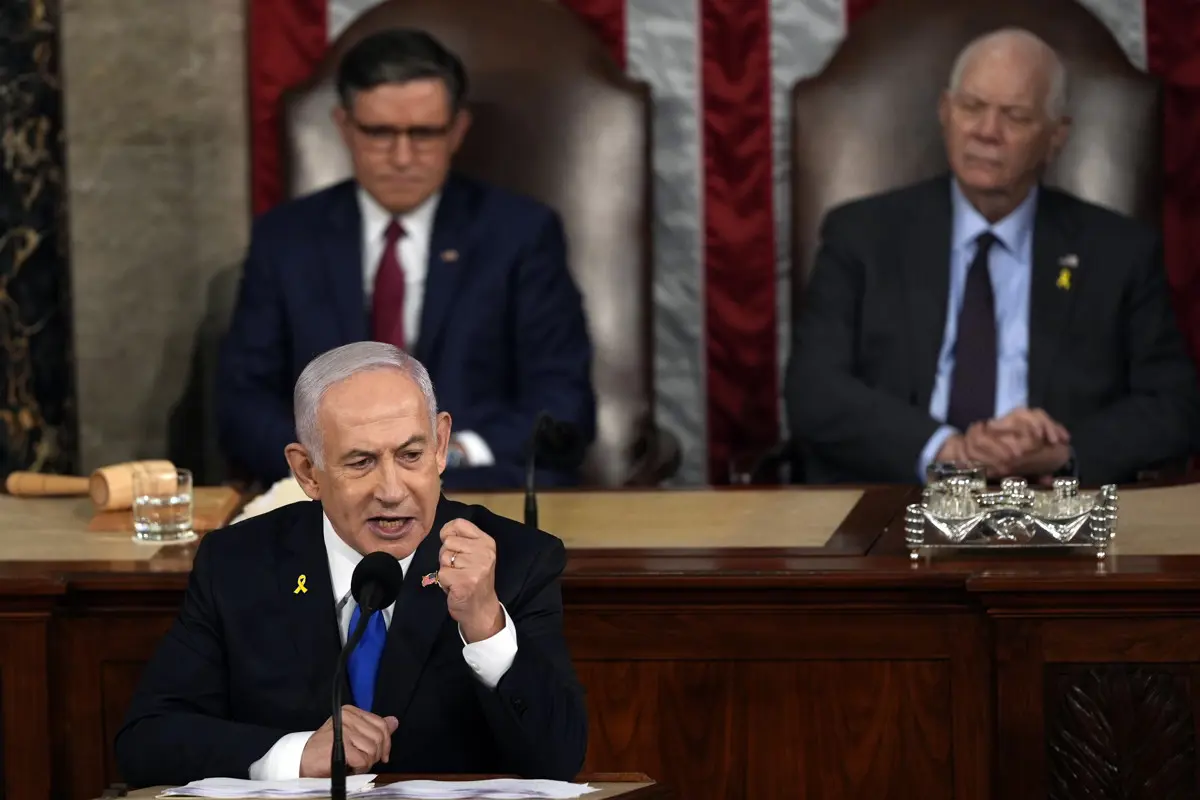 Netanjahu az amerikai-izraeli összetartást és a katonai segítség felgyorsítását sürgette