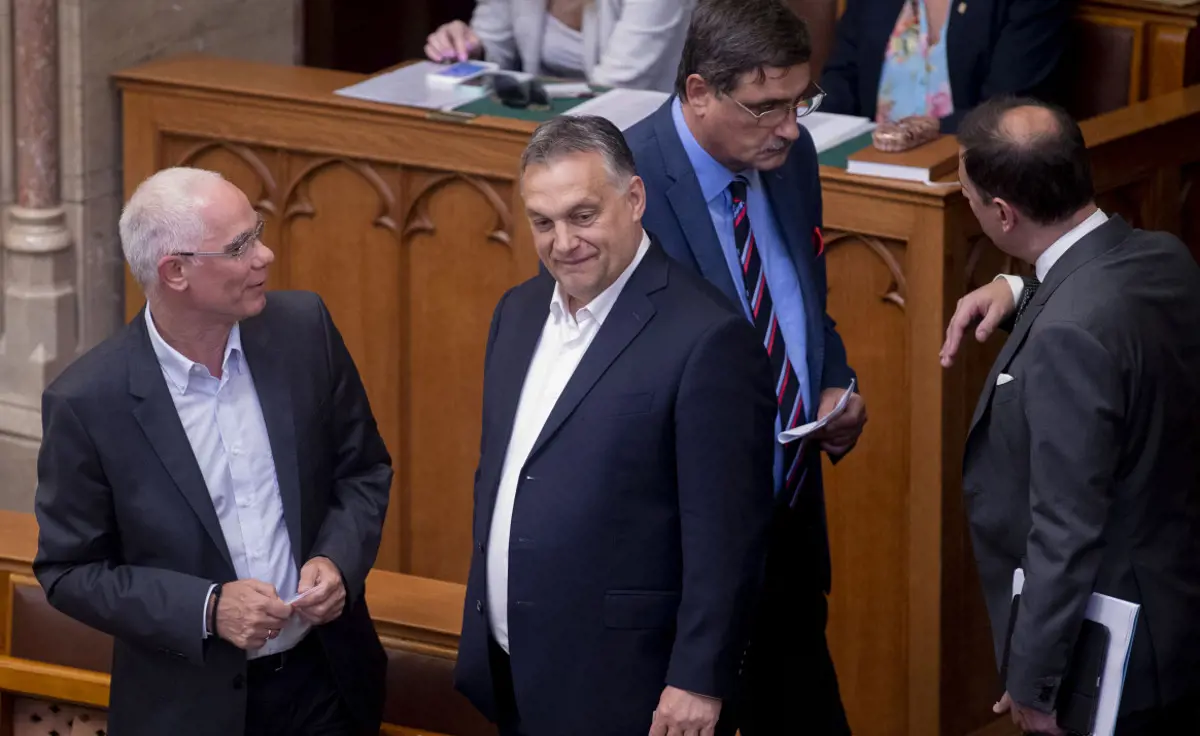 Kövér László nem akar Orbán-szobrot állítani