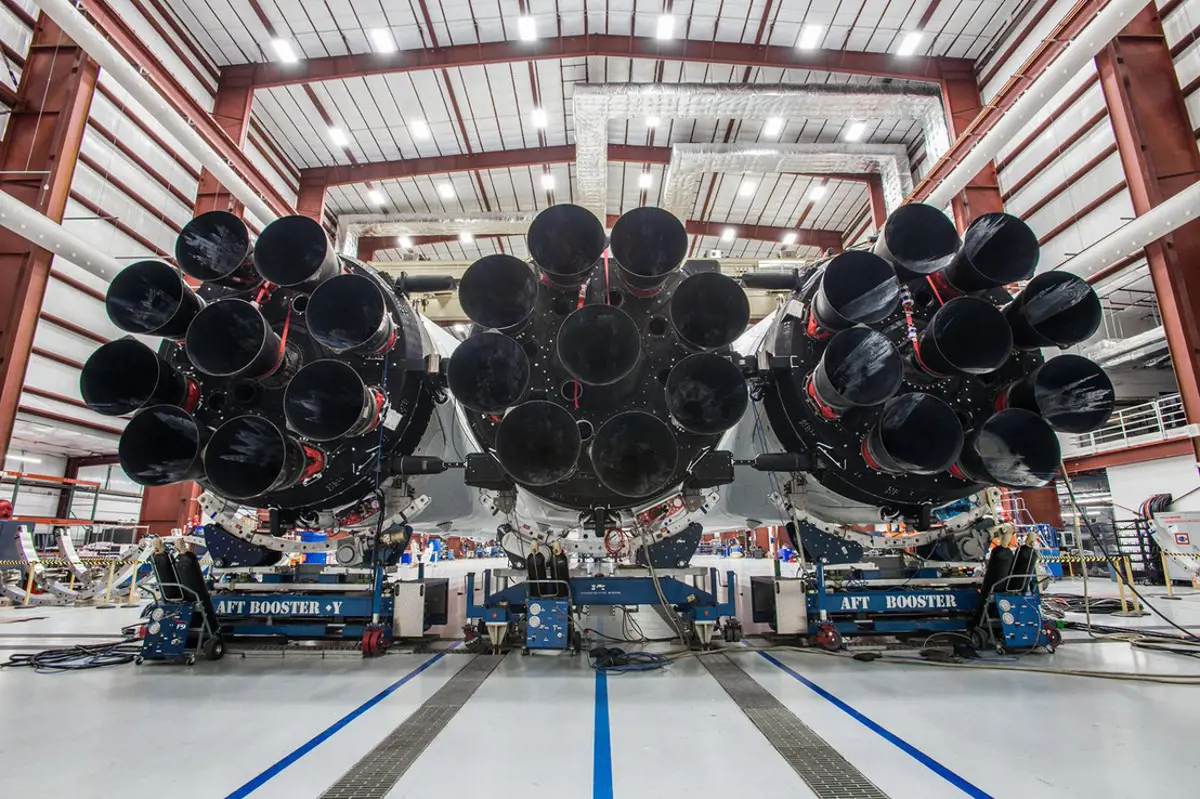 A SpaceX 4 turistát küldene az űrbe a közeljövőben