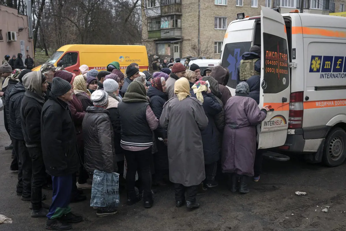 Népirtással vádolják az oroszokat, kivégzett civilek borítják az utcákat Kijev mellett