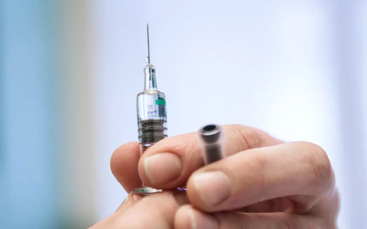 Nem vicc: Lukasenka elrendelte a „legjobb vakcina” kifejlesztését