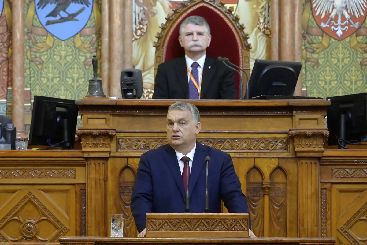 Jobbik: "Ez a vérlázító házmestertempó is véget ér legkésőbb 2022-ben"