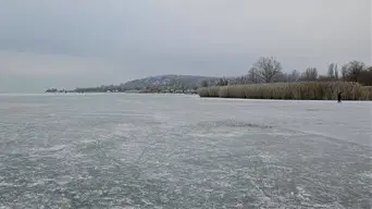 Óvatosan a Balaton jegén!