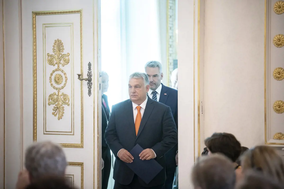 Jobbik: meg kell akadályozni, hogy Orbánék népszavazás nélkül vezessék ki hazánkat az EU-ból!