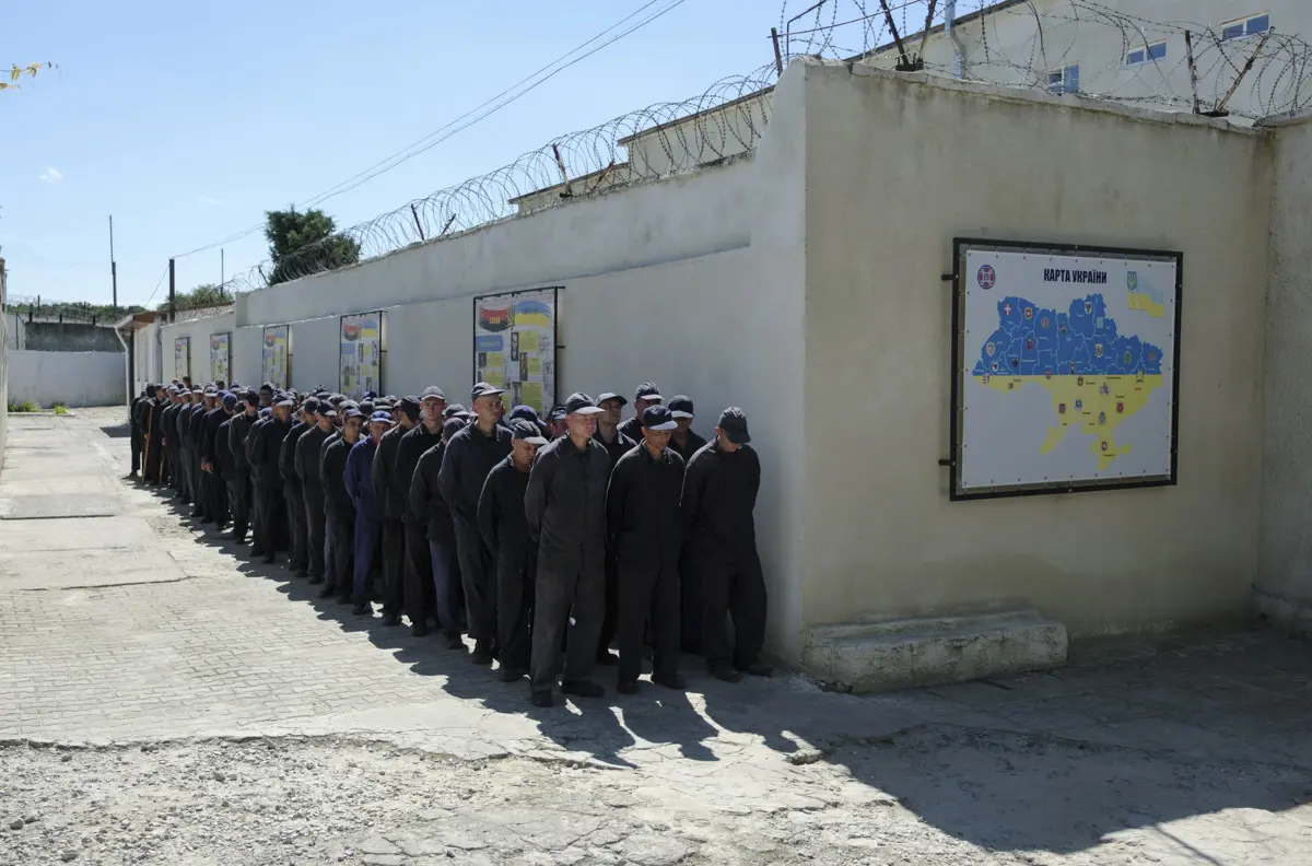 Ukrán igazságügyi miniszter: tele vannak a börtönök, akár húszezer elítélt is mozgósítható