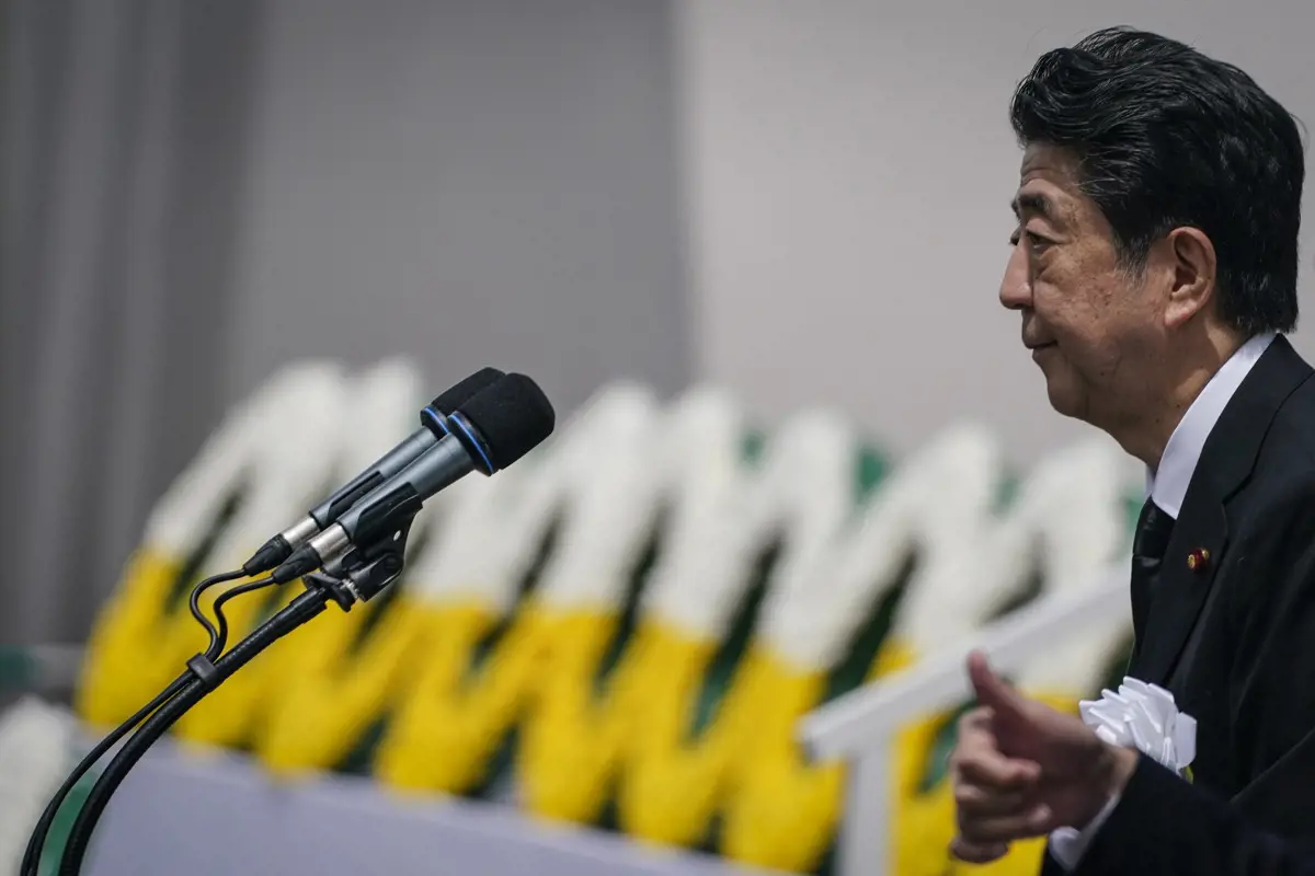 Megrázta a nemzetközi közösséget Abe Sindzó meggyilkolása, sorra érkeznek a világ vezetőinek reakciói