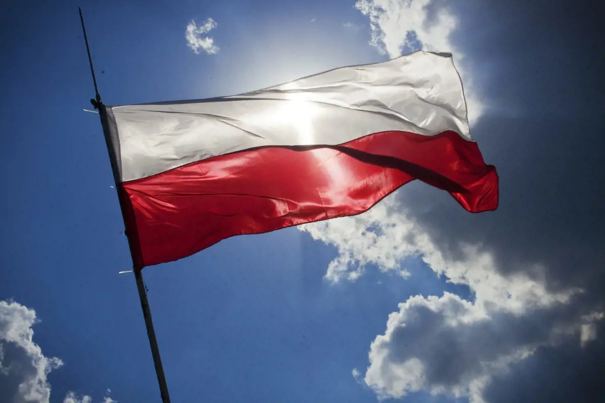 Zajlik a kampány a lengyeleknél is: a PO egyik vezetője mondott le egy hangfelvétel miatt