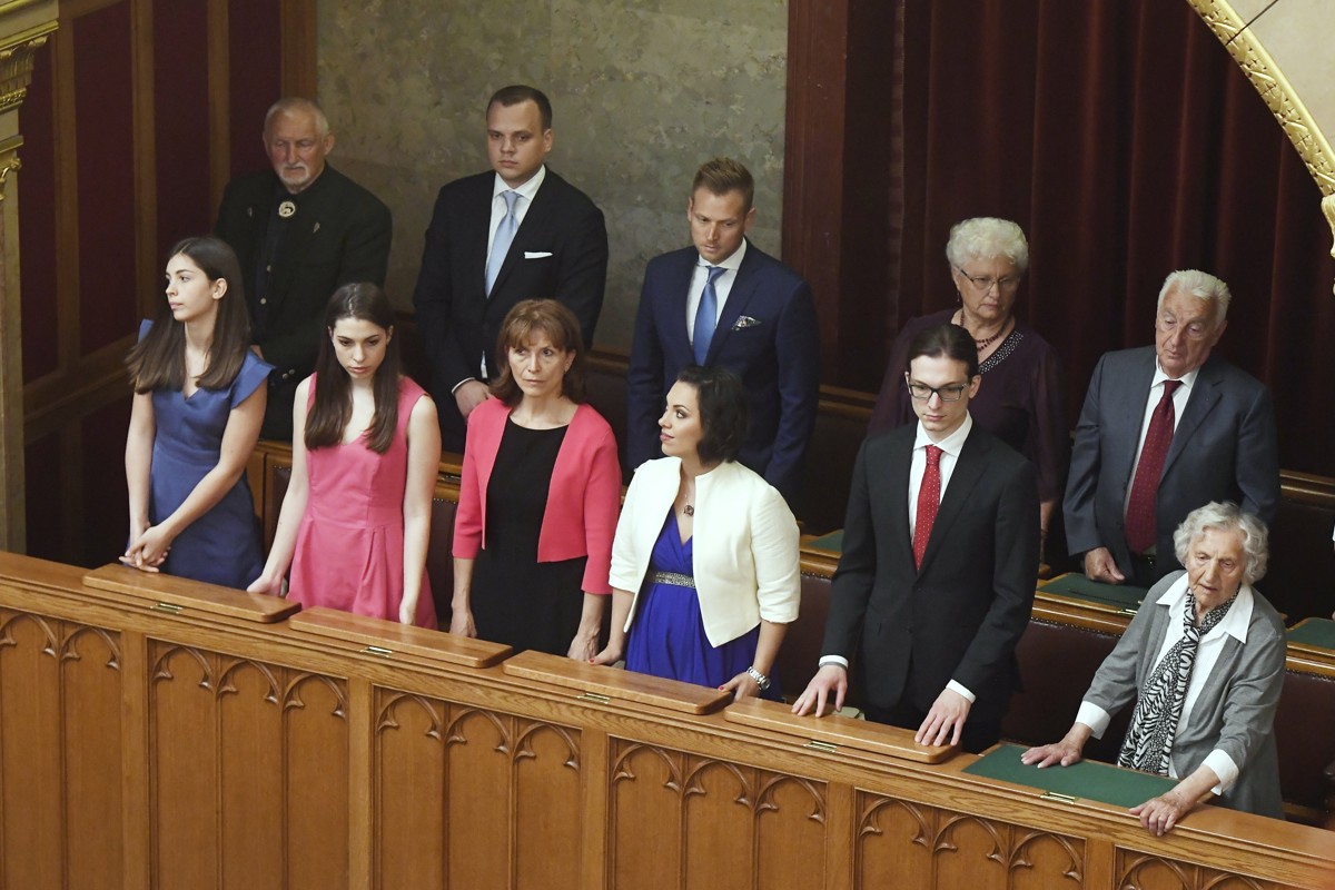 Orbán Ráhel videója arról, milyen klassz a luxus