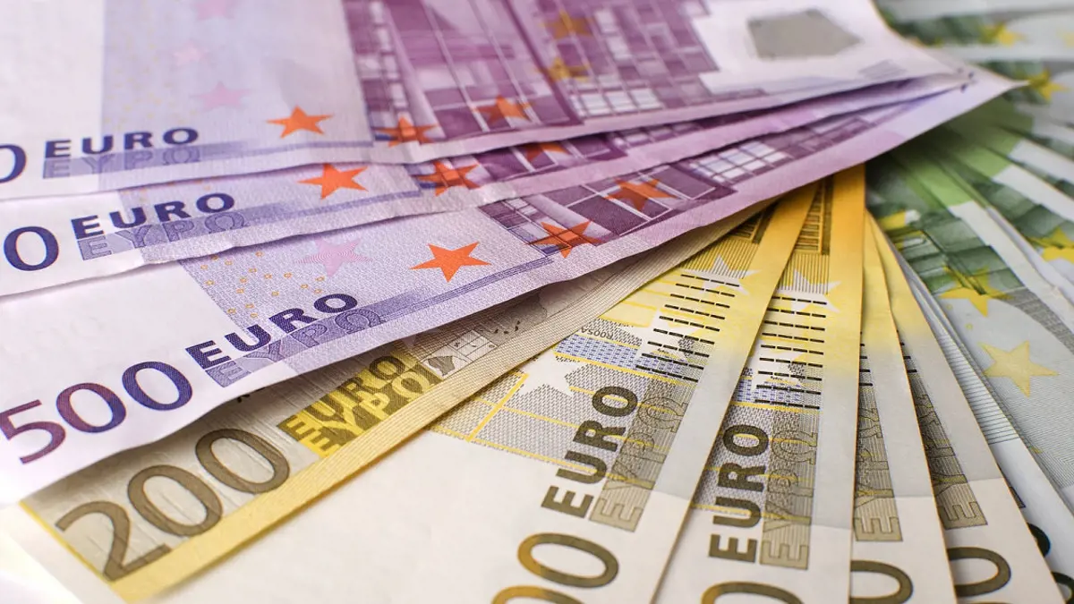 A lakosság zöme szerint az uniós pénzek nagy része magánzsebbe vándorol
