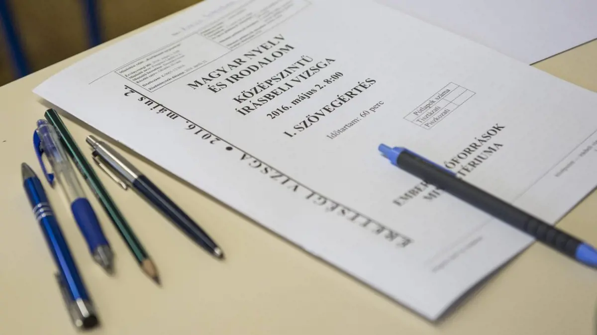 A fideszesek elkaszálták: nem lesznek megajánlott jegyek érettségi helyett