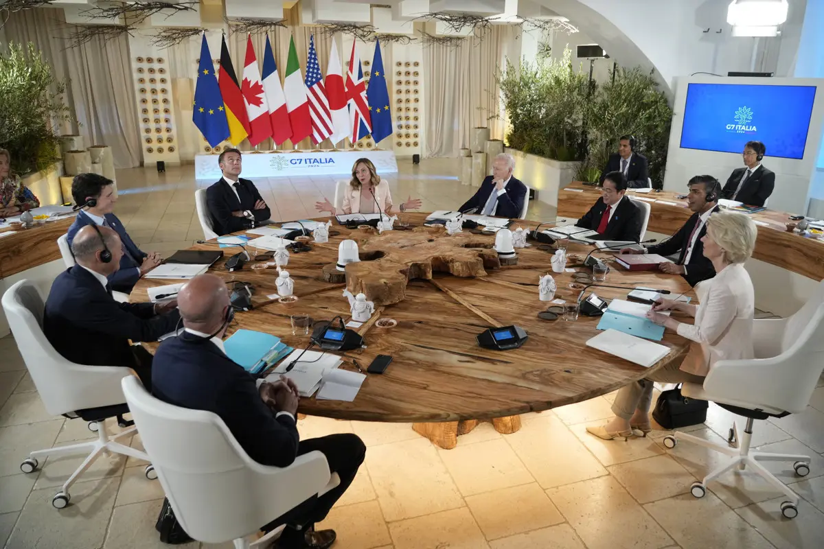 A G7-csúcson döntöttek, az eddiginél jobban akarnak védekezni a választások manipulálás ellen