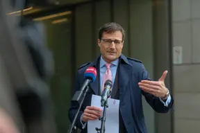 Gyöngyösi Márton próbára teszi az Integritás Hatóságot a Spar einstandolásának ügyében