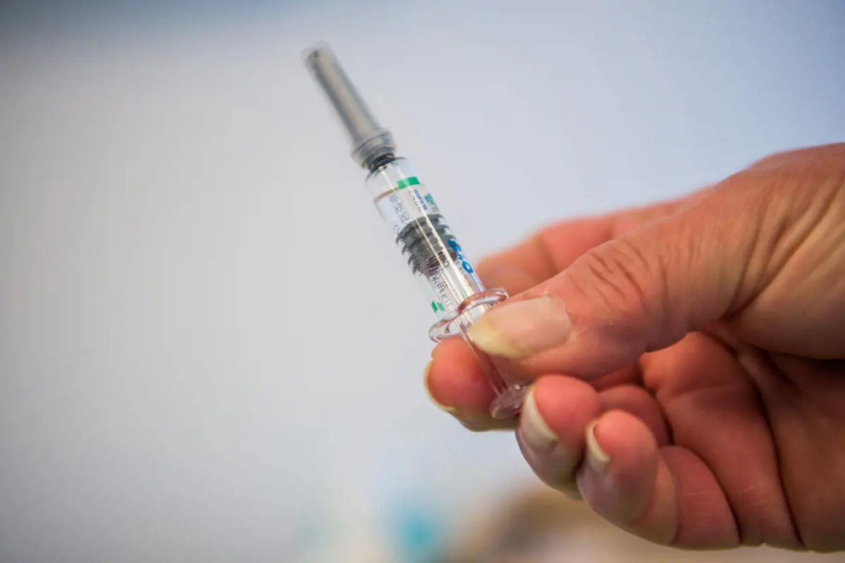 Infektológus: túlzás lenne kimondani, hogy minden vakcina esetén most rögtön kell a harmadik oltás