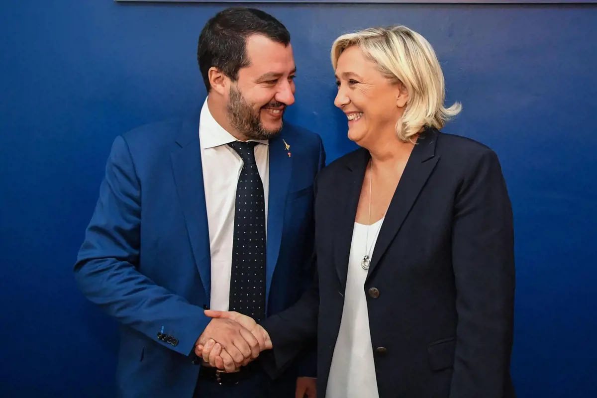 Le Pen is egy frakcióba lapátolná az európai populistákat