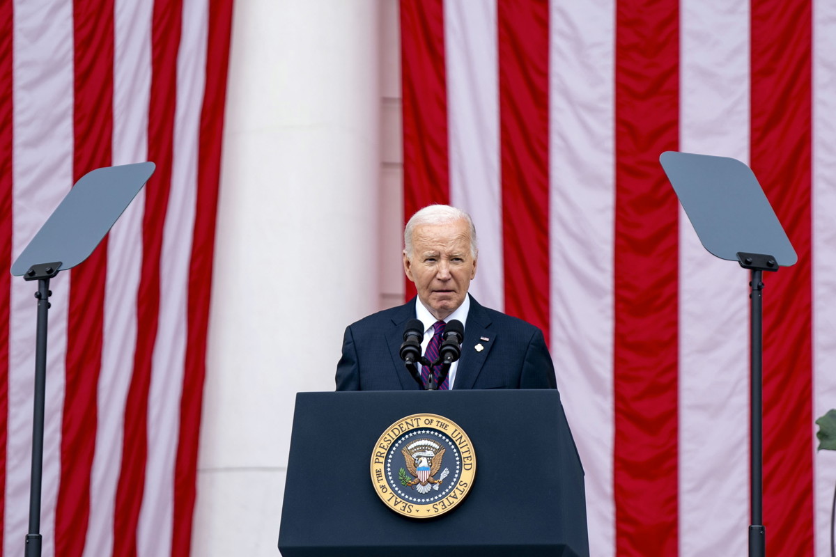 Biden bekeményít, elnöki rendelettel próbálja mérsékelni az illegális határátlépéseket