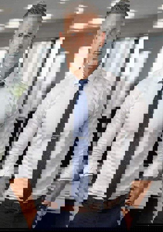 Na, vajon ki küldhette Magyar Péterre a Kehit? A szálak Orbán Viktorhoz vezetnek
