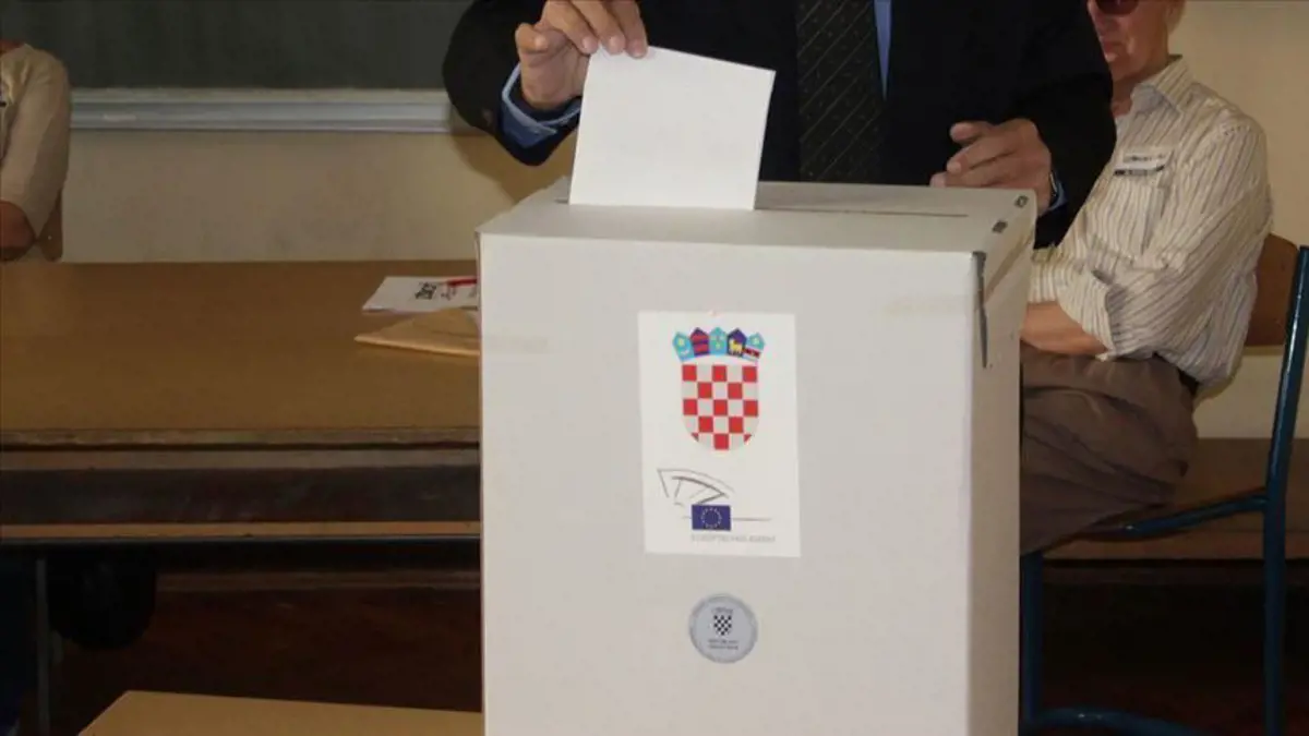 A járvány közepette előrehozott parlamenti választásokat tartanak Horvátországban