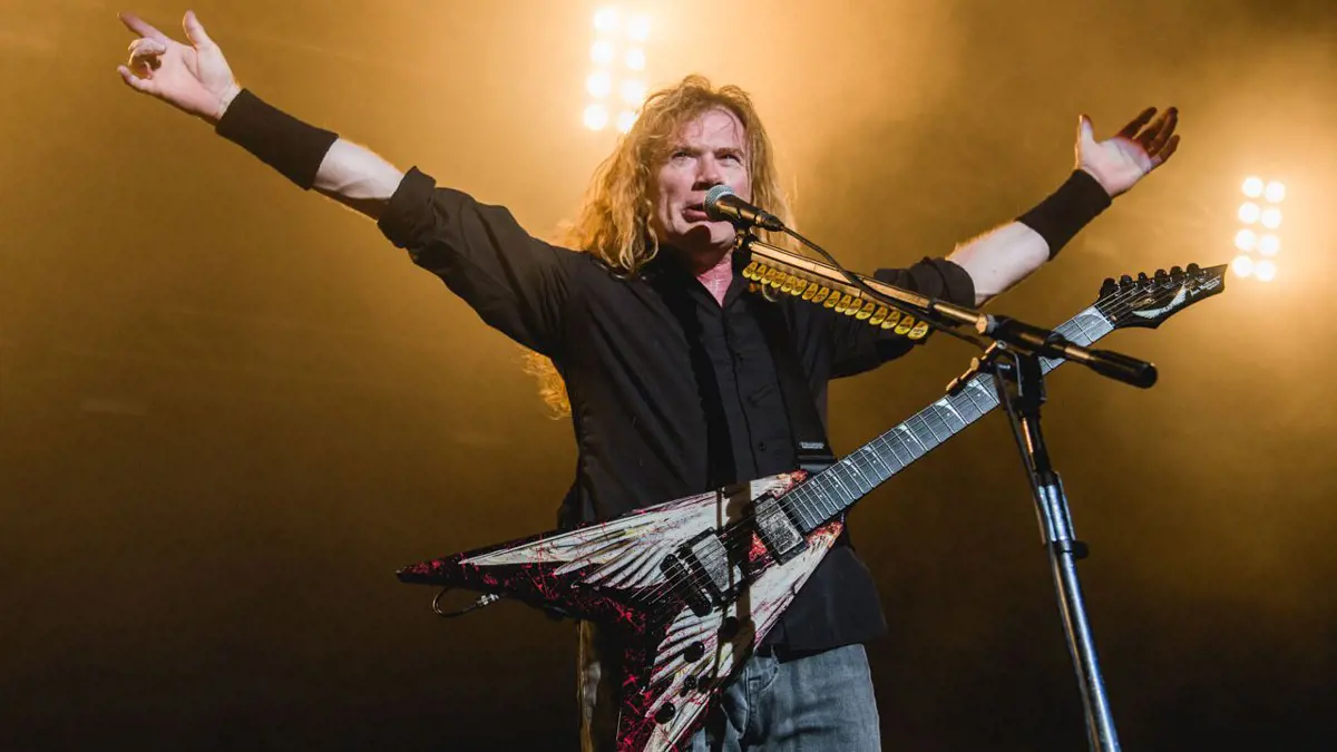 Torokrákkal küzd a Megadeth frontembere
