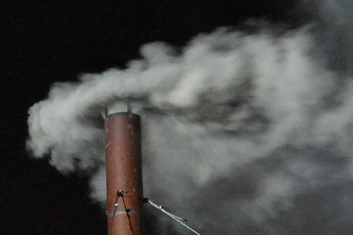 Már szerdán füst fog felszállni a Sixtus-kápolna kéményéből