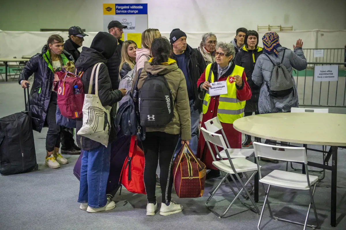 Több mint hétezer ukrajnai menekült érkezett Magyarországra vasárnap