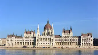 Meglepő időpontban ül össze az új összetételű Országgyűlés