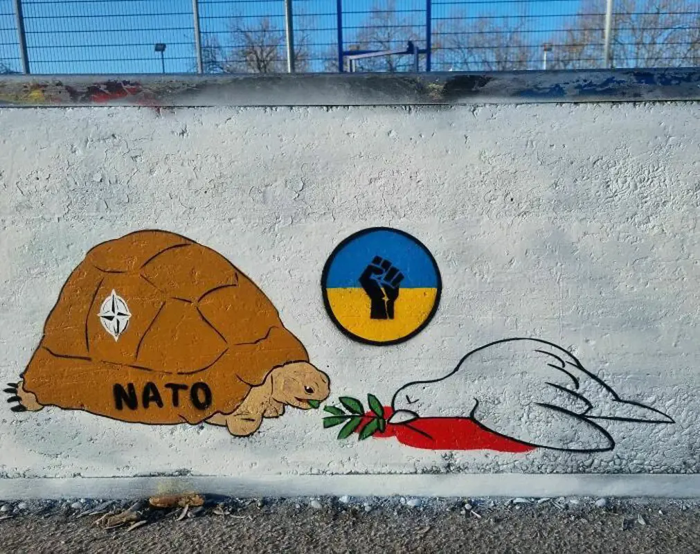 Festékspray-vel a háború ellen: A világ utcai művészei is csatasorba álltak