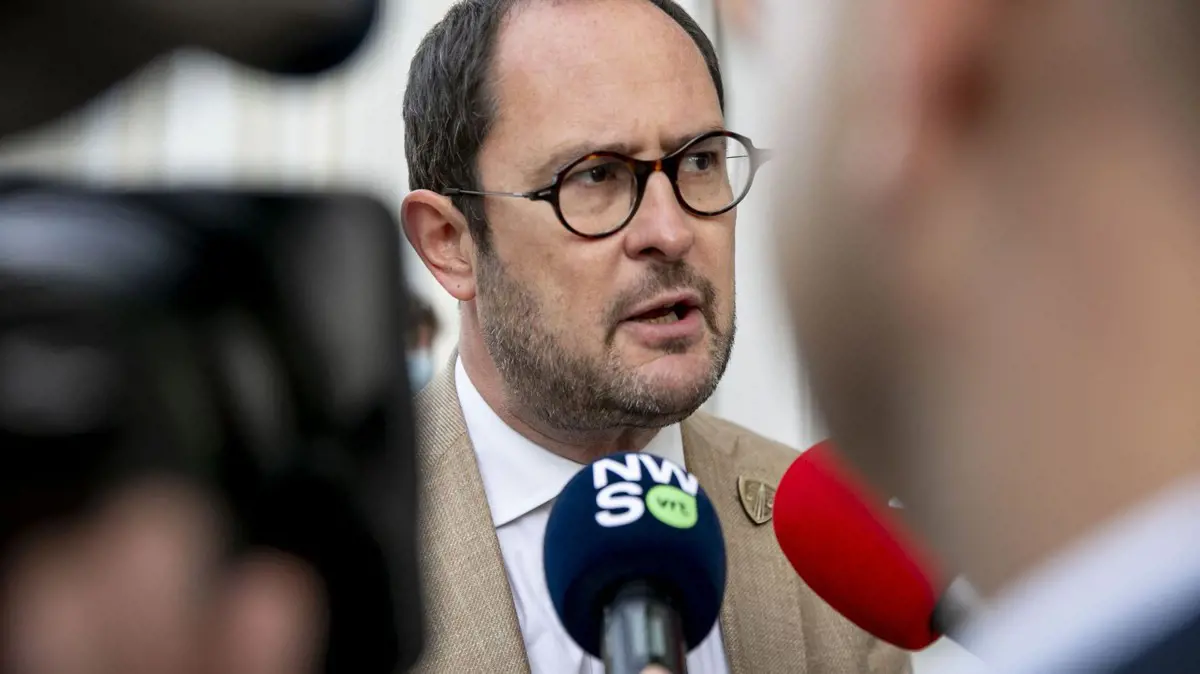 Fokozott védelem alá helyezték a belga igazságügyi minisztert, állítólag el akarják rabolni