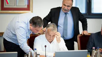 Orbán Viktor tajtékzik: már kedvenc minisztere sem hisz neki