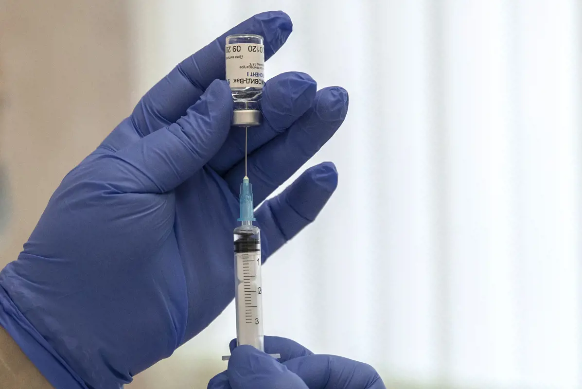 Megkezdődött a Moderna vakcinájának európai kiszállítása