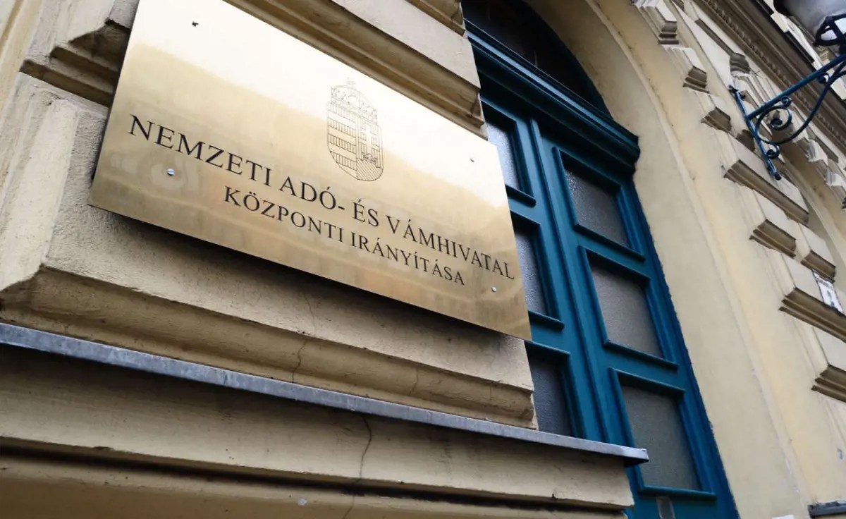 Dupla összegű büntetéseket szed be a NAV augusztustól